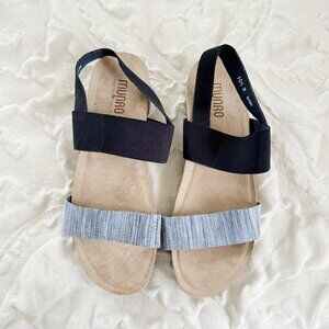 Munro Pisces Sandals Size 10.5M $155